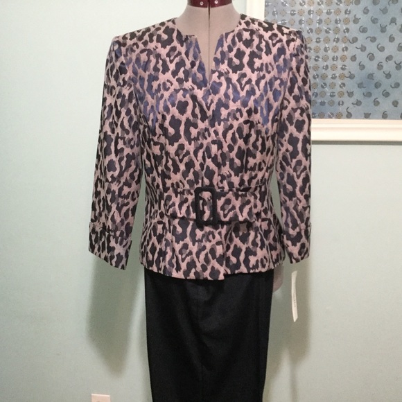 Isabella Pant Suit - Picture 2 of 6